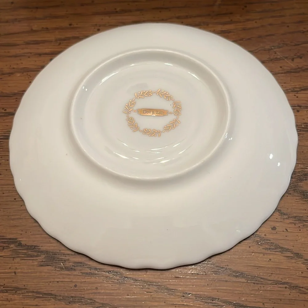 Dot & Lil Rice Flower Teacup Candle,‎ new in package